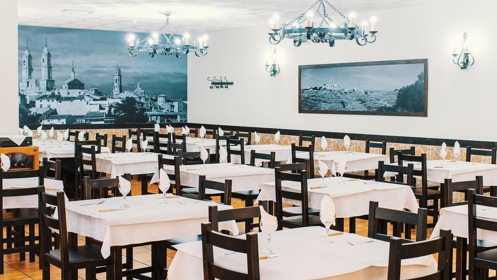 Hotel Restaurante Caracho Corella Kültér fotó